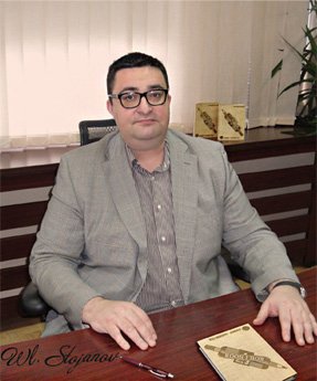 Изп. Директор Владимир Стоянов